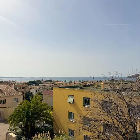 T3 Lumineux A Six Fours, Vue Mer, Garage