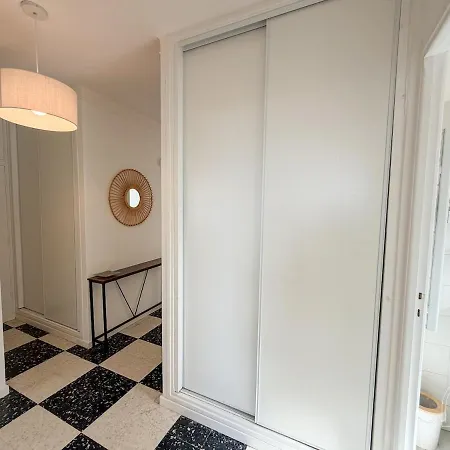 T3 Lumineux A Six Fours, Vue Mer, Garage *